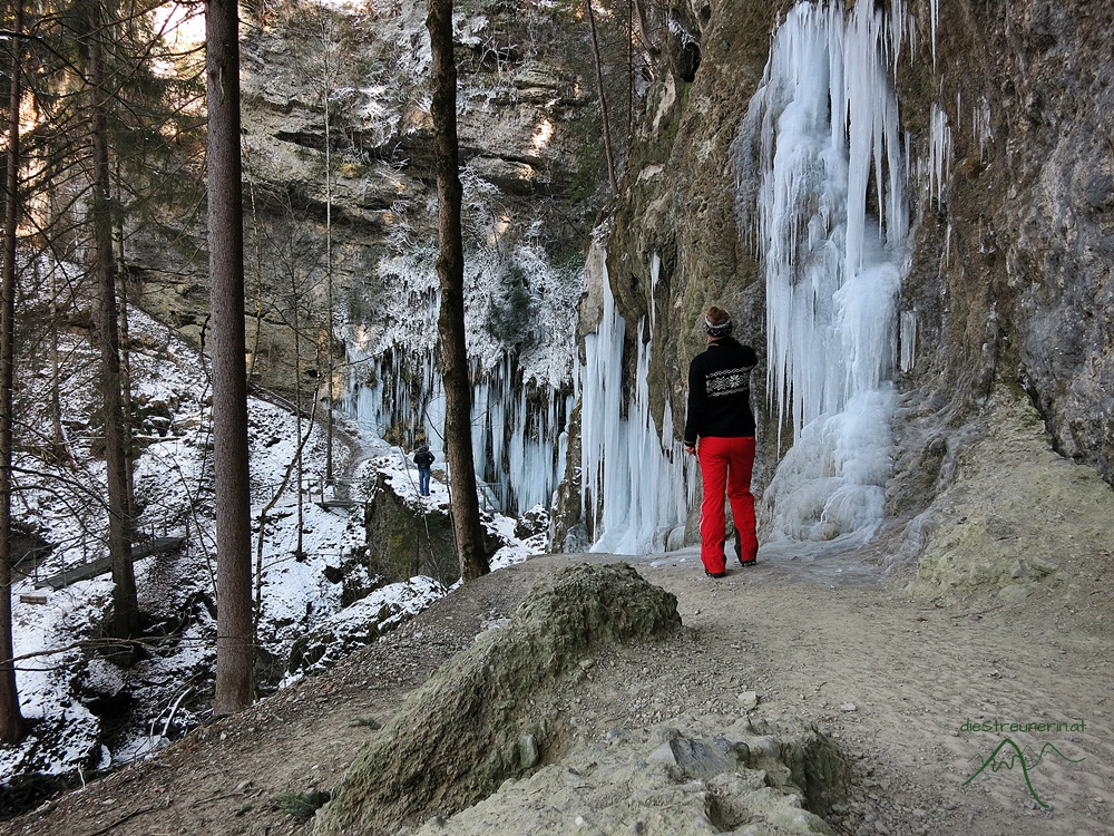 Hinanger Wasserfall, Allgäu, Winterwandern, Eiszapfen