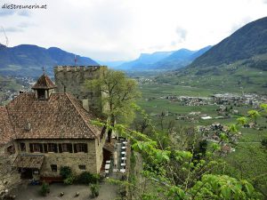 Meraner Land, Südtirol, Vinschgau, Vellau, Vellauer Felsenweg, Waalwege